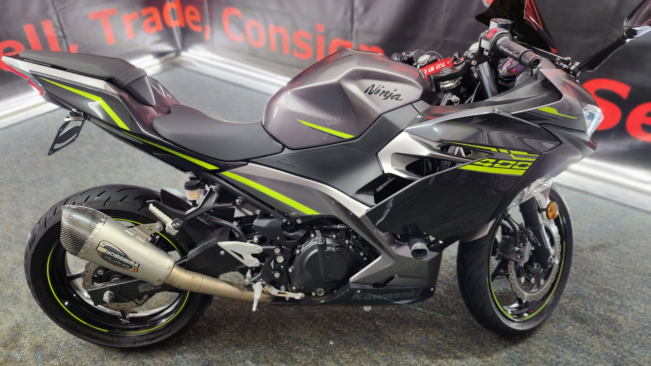 Kawasaki Ninja 400 Image