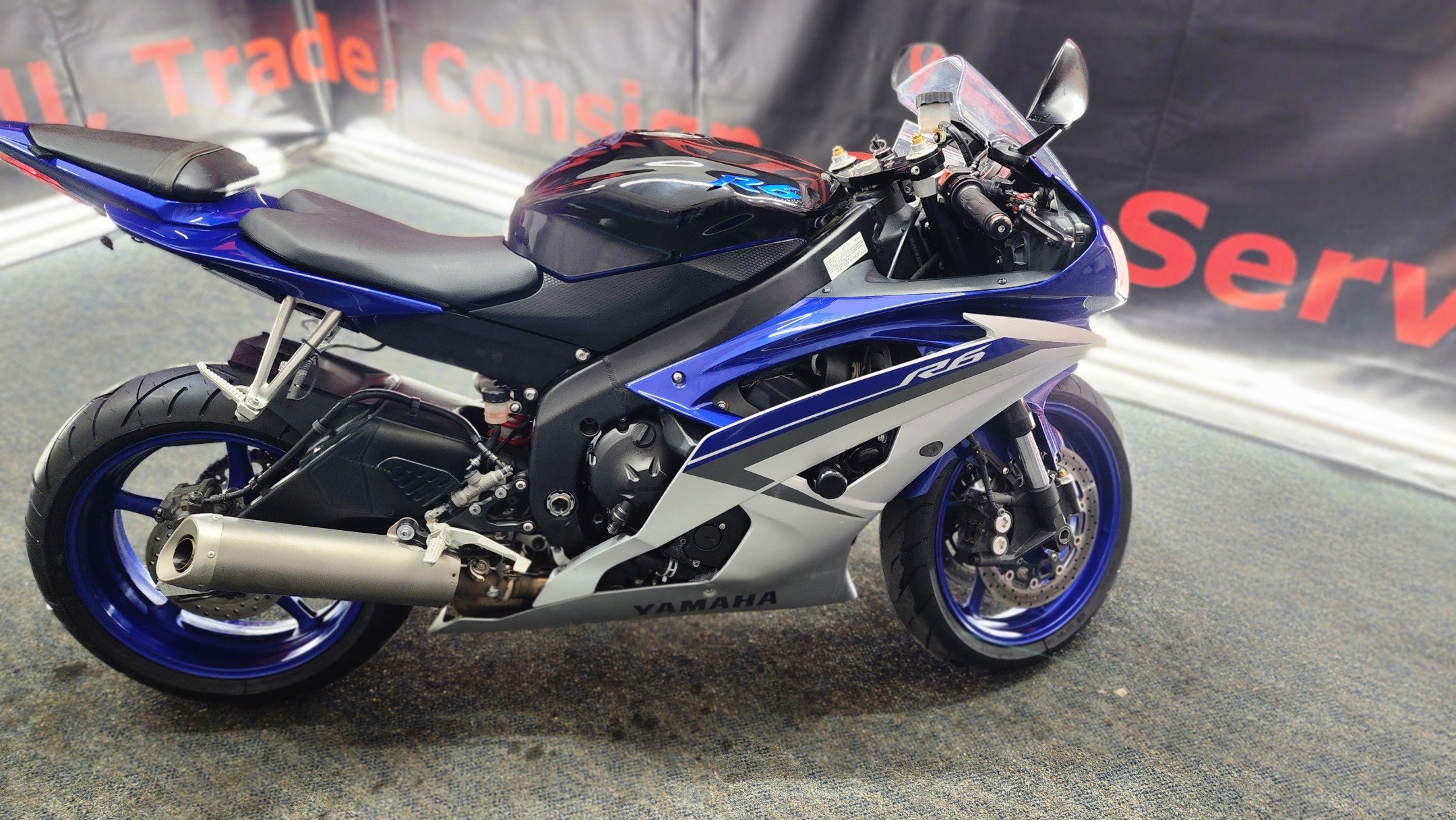 Yamaha YZF-R6 Image