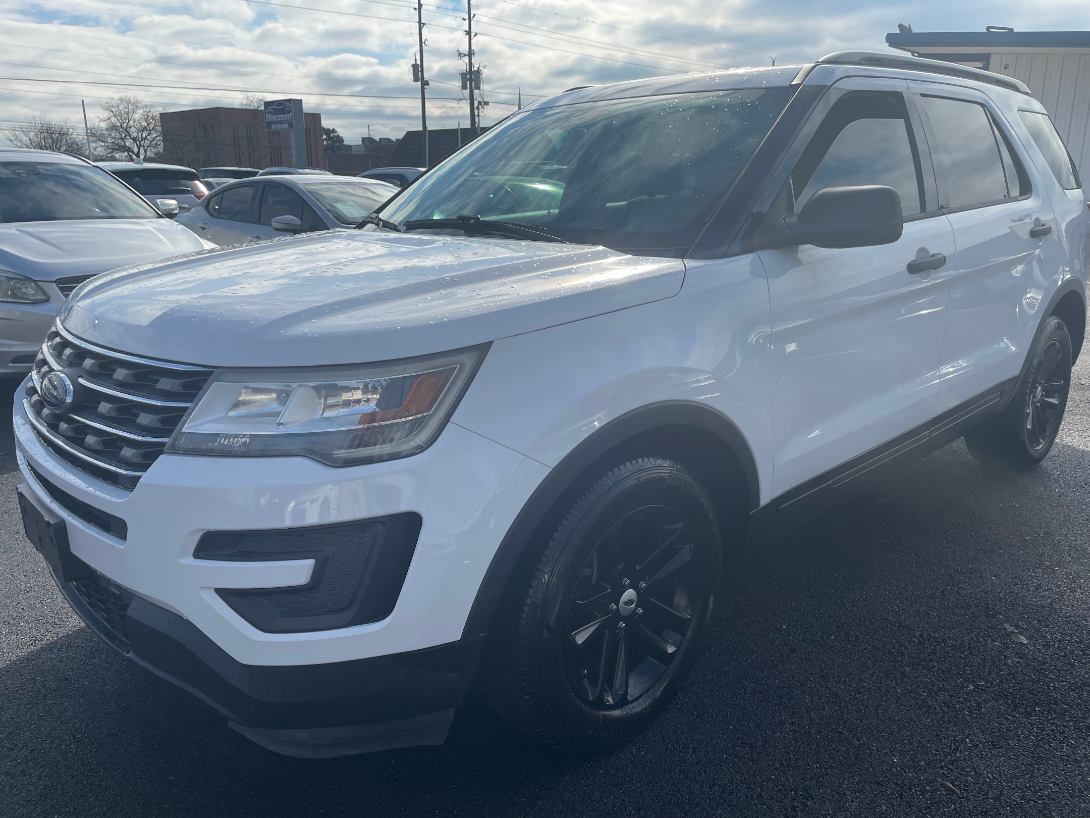 2017 Ford Explorer Base