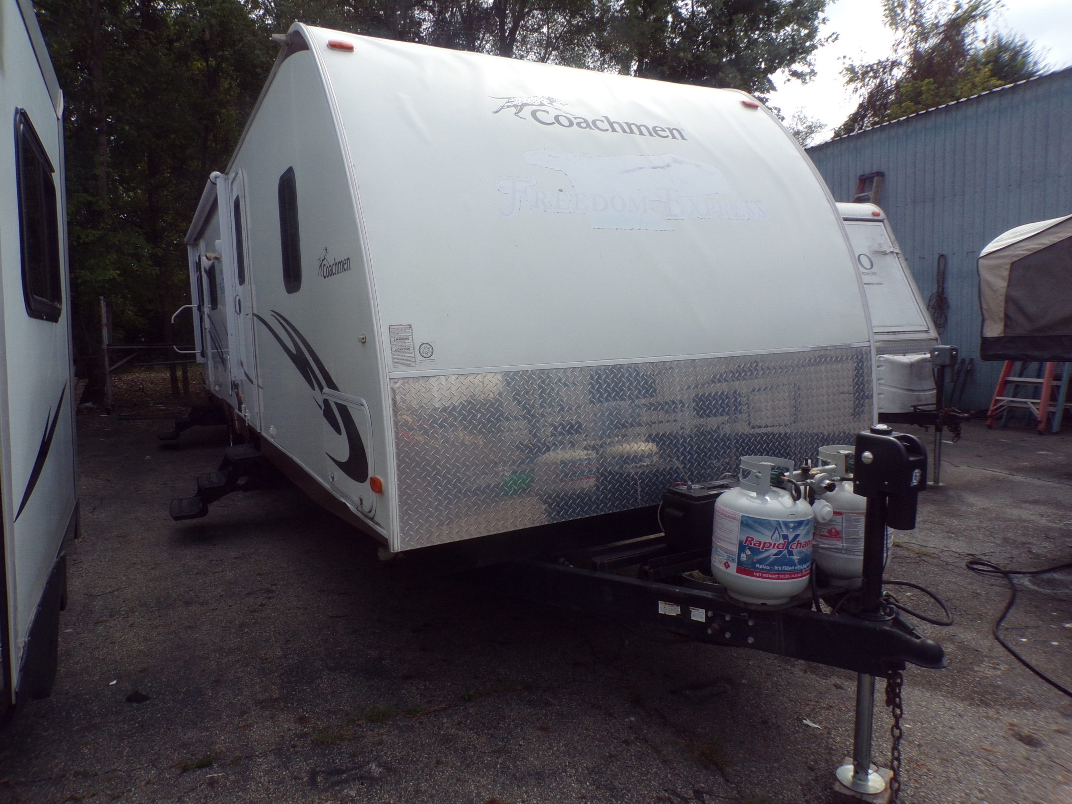 Coachmen Freedom Express 295RLDS Image