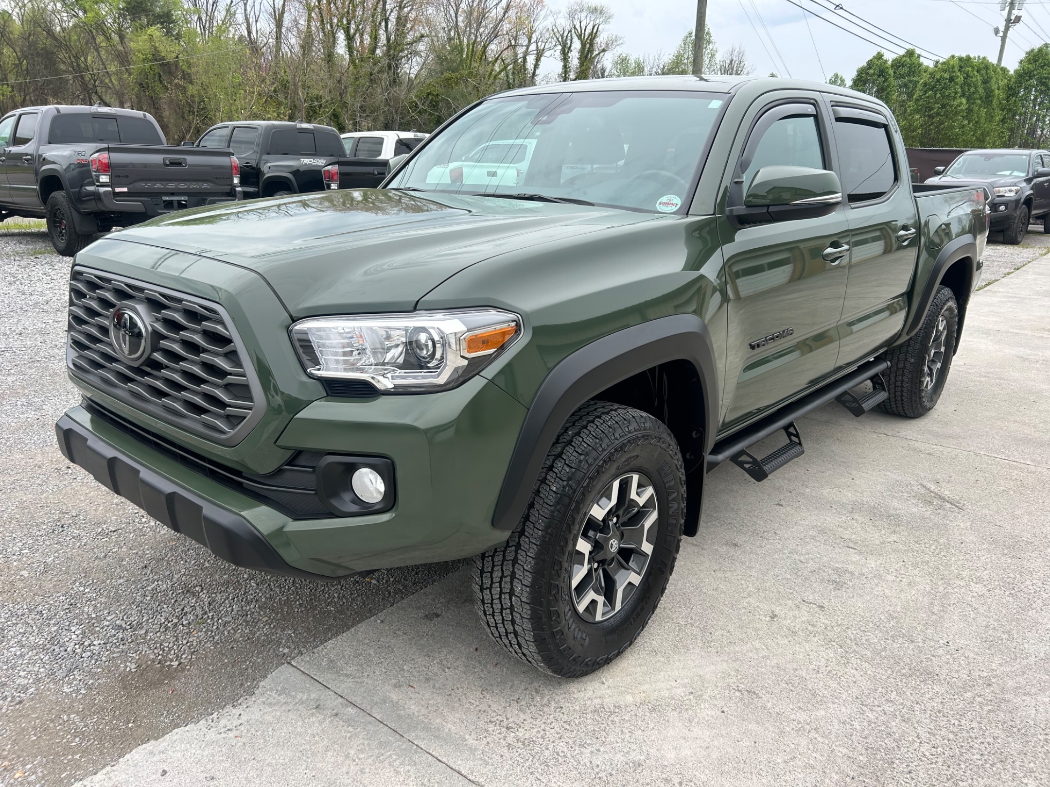 Whites Auto Sales LLC Car Dealer in Vonore, TN