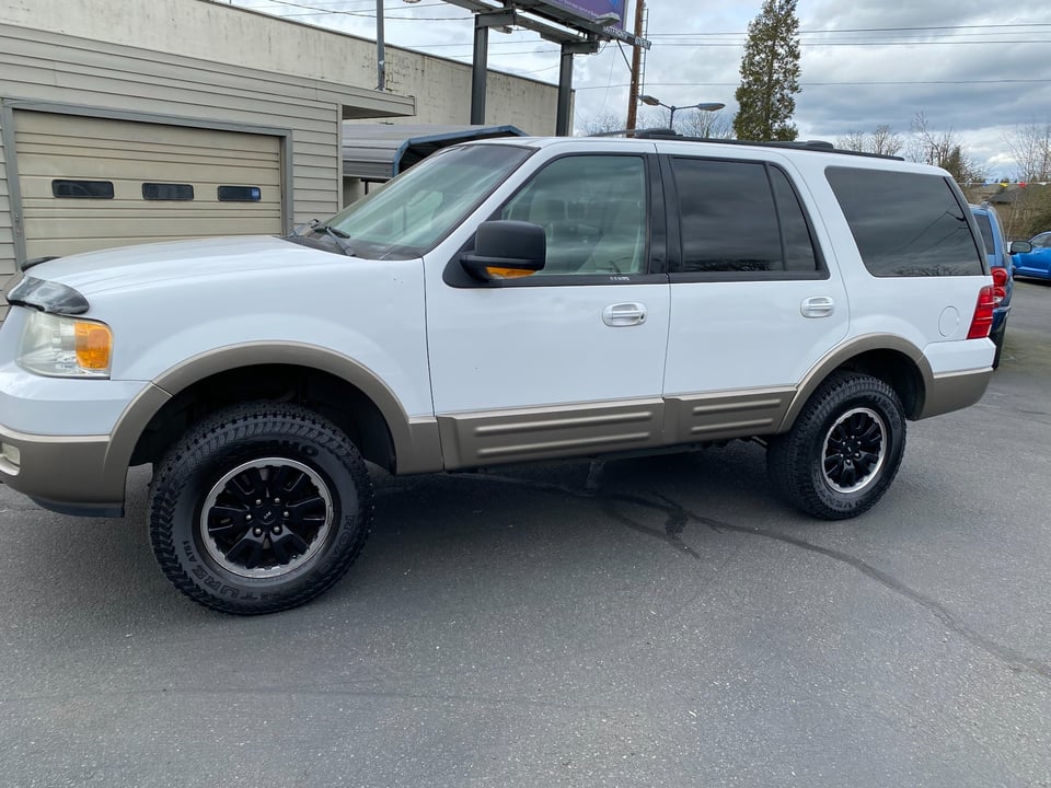 79DC4B4B422C11C11629411CFA6560