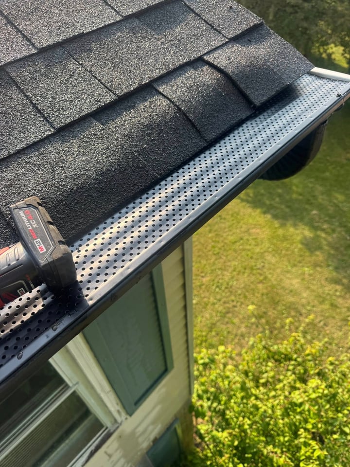 The Gutter Goo-Roo in Fort Wayne IN | Gutter Cleaning & Installation